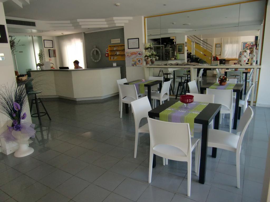 Hotel Desire' Riccione Exterior foto